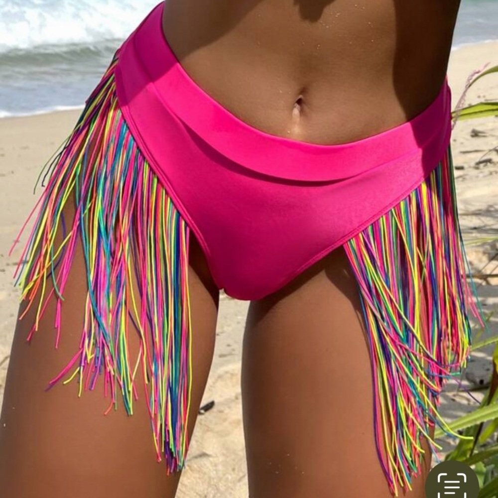 Pink fringe swim bottoms medium